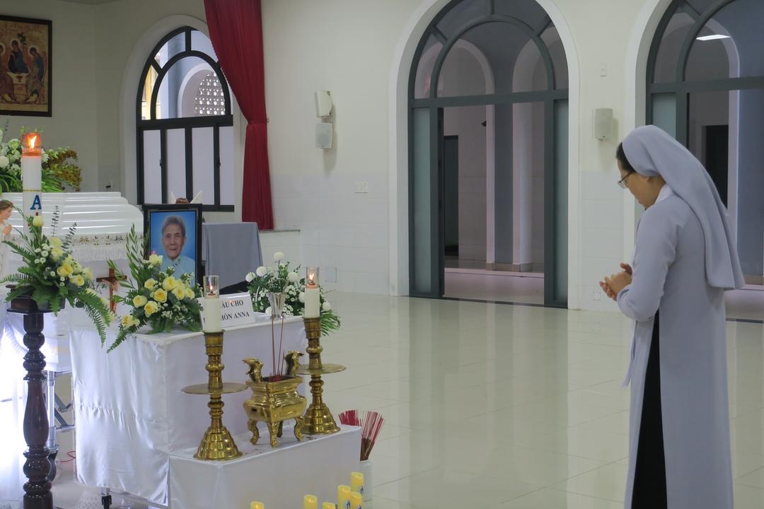 TÂM SỰ VỚI NGƯỜI VỪA VỀ BÊN CHÚA