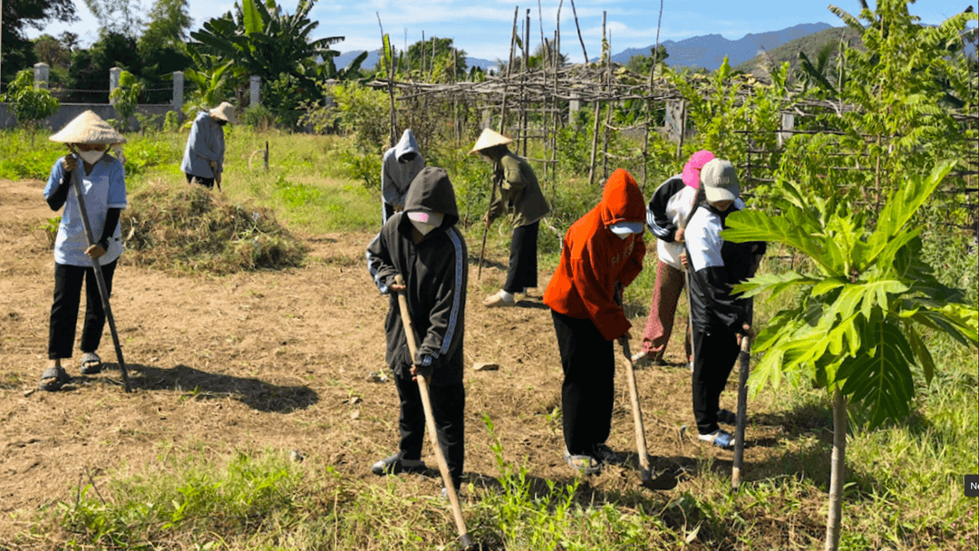 KIẾM TIỀN ĐÚNG LÀ KHÓ THẬT!