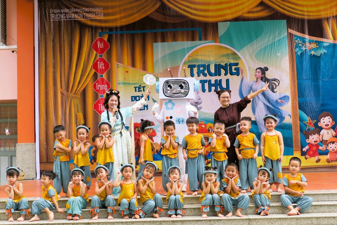 CÁC EM BÉ VUI HỘI TRĂNG RẰM TẠI TRƯỜNG MẦM NON THANH TÂM THỦ ĐỨC